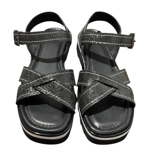 Donald J Pliner Pyper Black Strappy Platform Sandals Size 9 - Picture 2 of 6